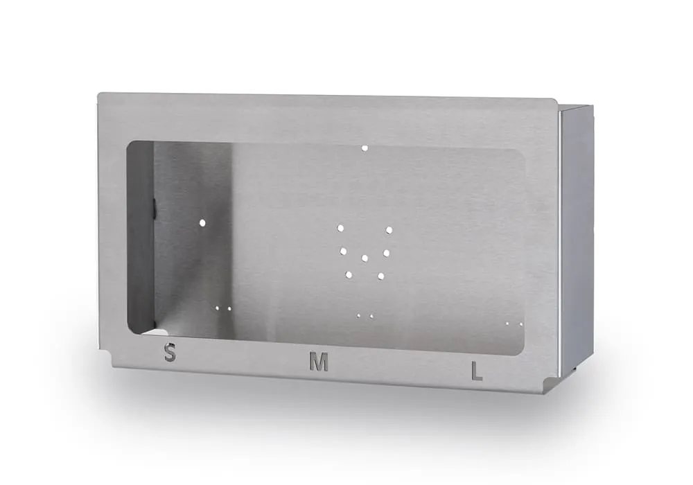 Laser-Blechbearbeitung für die Medizintechnik Ein Metallkasten vor weißem Hintergrund – er steht für die Laser-Blechbearbeitung bei RS-Metall.